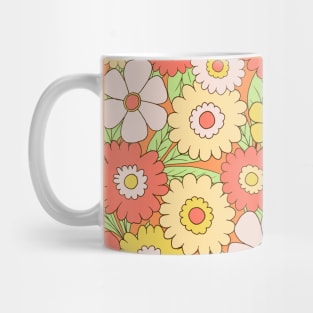 Groovy retro flower power pattern in orange and yellow Mug